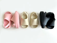 Load image into Gallery viewer, Baby Sohlzy slides - Limited addition