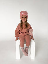 Load image into Gallery viewer, Peachy-pink jumper