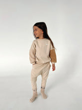 Load image into Gallery viewer, Crème Chinos