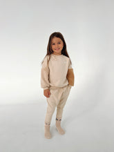 Load image into Gallery viewer, Crème Chinos