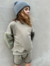 Load image into Gallery viewer, Sage retro shorts