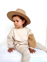 Load image into Gallery viewer, Crème Chinos