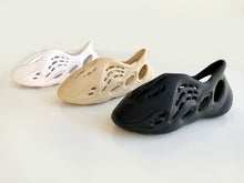 Load image into Gallery viewer, Mama runners