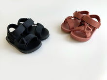 Load image into Gallery viewer, Strappy Sohl Sandals