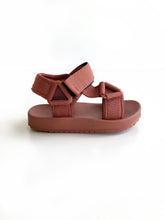 Load image into Gallery viewer, Strappy Sohl Sandals