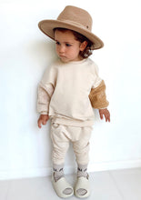 Load image into Gallery viewer, Crème Chinos