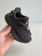 Load image into Gallery viewer, Kids Sneakers