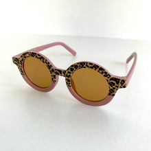 Load image into Gallery viewer, Retro Leopard sunnies
